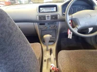 Toyota COROLLA лот № 70172 оценка 3.5  с аукциона в Японии 8