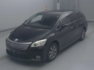 Toyota MARK X ZIO  с аукциона в Японии