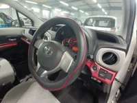 Toyota VITZ лот № 10201 оценка 3.5  с аукциона в Японии 6