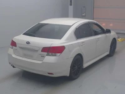 Subaru LEGACY B4  с аукциона в Японии