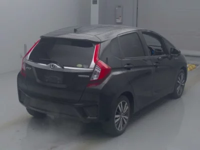 Honda FIT  с аукциона в Японии
