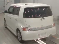 Toyota BB лот № 10232 оценка 4  с аукциона в Японии 5