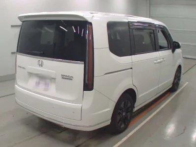 Honda STEP WAGON  с аукциона в Японии