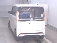 Nissan ROOX лот № 3016 оценка 4.5  с аукциона в Японии 1