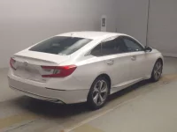 Honda ACCORD лот № 70048 оценка 4.5  с аукциона в Японии 1