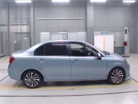 Toyota COROLLA AXIO лот № 70210 оценка R  с аукциона в Японии 2