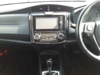 Toyota COROLLA AXIO лот № 70210 оценка R  с аукциона в Японии 8