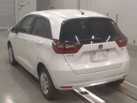 Honda FIT лот № 90012 оценка 4.5  с аукциона в Японии 5