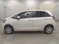 Honda FIT лот № 90012 оценка 4.5  с аукциона в Японии 3