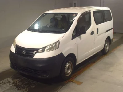 Mitsubishi DELICA  с аукциона в Японии
