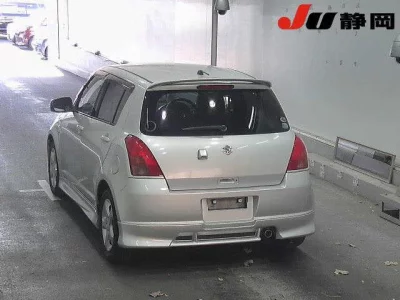 Suzuki SWIFT  с аукциона в Японии