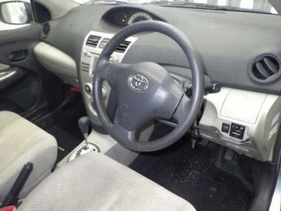 Toyota BELTA  с аукциона в Японии