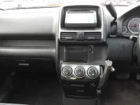 Honda CR-V лот № 10276 оценка 3  с аукциона в Японии 8