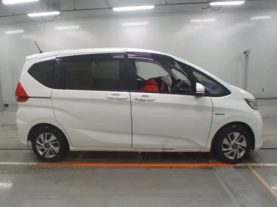 Honda FREED  с аукциона в Японии