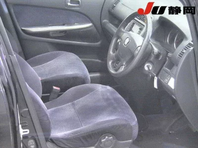 Honda STREAM  с аукциона в Японии