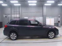 Subaru LEGACY OUTBACK лот № 70247 оценка 3.5  с аукциона в Японии 2