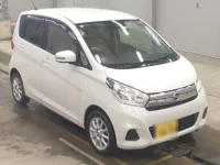 Nissan DAYZ лот № 5035 оценка 4  с аукциона в Японии 4