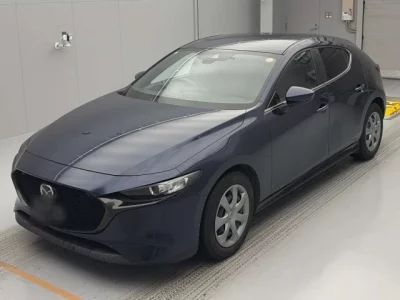 Mazda MAZDA3  с аукциона в Японии