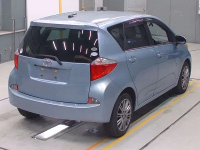 Toyota RACTIS  с аукциона в Японии