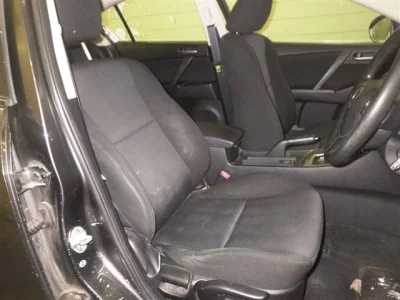 Mazda AXELA  с аукциона в Японии