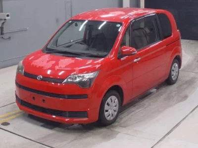 Toyota SPADE  с аукциона в Японии