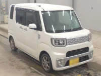 Daihatsu WAKE лот № 5047 оценка 3.5  с аукциона в Японии 4