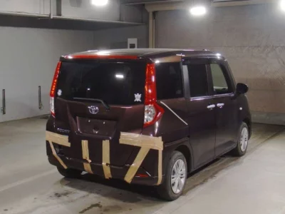 Toyota ROOMY  с аукциона в Японии