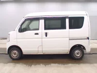 Suzuki EVERY лот № 5067 оценка 3  с аукциона в Японии 3