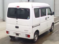 Suzuki EVERY лот № 5067 оценка 3  с аукциона в Японии 1