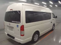 Toyota HIACE лот № 36173 оценка 3  с аукциона в Японии 1