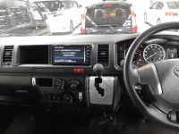Toyota HIACE лот № 36173 оценка 3  с аукциона в Японии 8