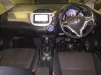 Honda FIT лот № 5035 оценка 3  с аукциона в Японии 2