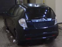 Honda FIT лот № 5035 оценка 3  с аукциона в Японии 5