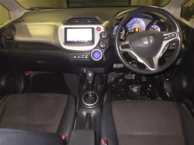 Honda FIT  с аукциона в Японии