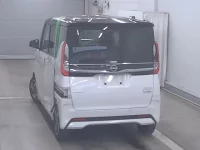 Nissan ROOX лот № 3051 оценка R  с аукциона в Японии 1