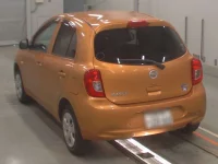 Nissan MARCH лот № 10323 оценка 4  с аукциона в Японии 5
