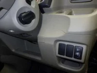 Honda LIFE лот № 1327 оценка 3.5  с аукциона в Японии 6