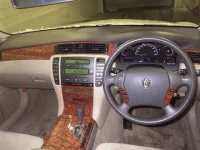 Toyota CROWN лот № 5045 оценка RA  с аукциона в Японии 1
