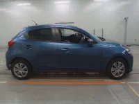 Mazda MAZDA2 лот № 90059 оценка R  с аукциона в Японии 2