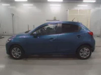 Mazda MAZDA2 лот № 90059 оценка R  с аукциона в Японии 3