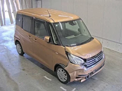 Nissan DAYZ ROOX  с аукциона в Японии