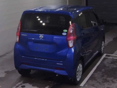 Nissan DAYZ  с аукциона в Японии