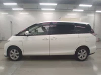 Toyota ESTIMA HYBRID лот № 10351 оценка R  с аукциона в Японии 3