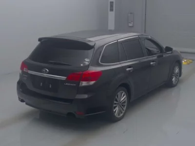 Subaru LEGACY  с аукциона в Японии