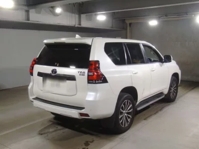 Toyota LAND CRUISER PRADO  с аукциона в Японии