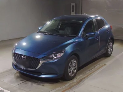 Mazda MAZDA2  с аукциона в Японии