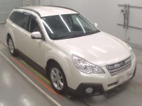 Subaru LEGACY OUTBACK лот № 36193 оценка 4.5  с аукциона в Японии 4