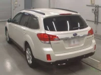 Subaru LEGACY OUTBACK лот № 36193 оценка 4.5  с аукциона в Японии 5