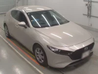 Mazda MAZDA3 лот № 90078 оценка 4  с аукциона в Японии 4