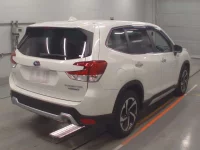 Subaru FORESTER лот № 36197 оценка 4.5  с аукциона в Японии 1